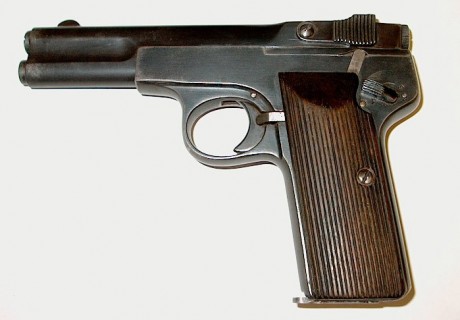 Hace unos días encontré por casualidad en una web extranjera un arma a la venta que hacía muchos años 50