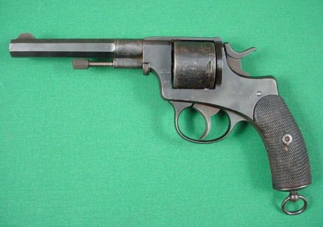 Hace unos días encontré por casualidad en una web extranjera un arma a la venta que hacía muchos años 90