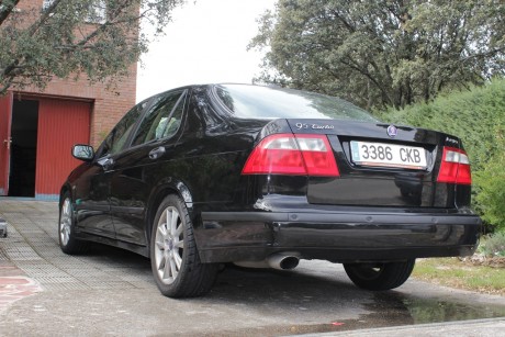 Vendo precioso Saab 95 Turbo Aero negro de 250cvs. Increíble aceleración. Perfecto estado por dentro y 22