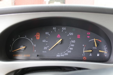 Vendo precioso Saab 95 Turbo Aero negro de 250cvs. Increíble aceleración. Perfecto estado por dentro y 41