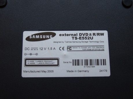 Hola compañeros, vendo esta grabadora externa SAMSUNG TS-E552U, está como nueva, usada 2 veces, sin golpes 00
