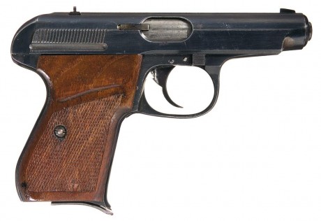 Hace unos días encontré por casualidad en una web extranjera un arma a la venta que hacía muchos años 120