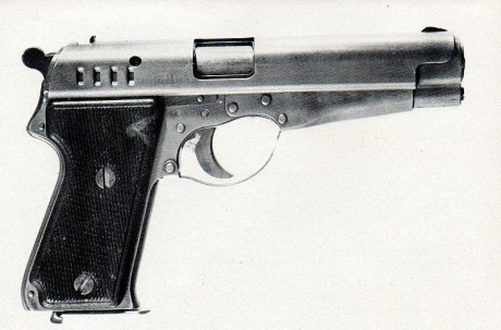Hace unos días encontré por casualidad en una web extranjera un arma a la venta que hacía muchos años 21
