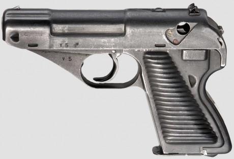 Hace unos días encontré por casualidad en una web extranjera un arma a la venta que hacía muchos años 62