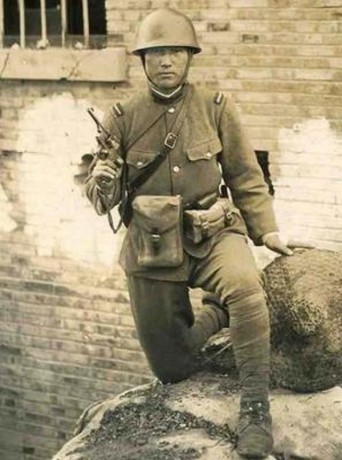 Hace unos días encontré por casualidad en una web extranjera un arma a la venta que hacía muchos años 110