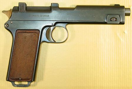 Hace unos días encontré por casualidad en una web extranjera un arma a la venta que hacía muchos años 20