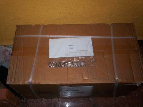vendo winch de 12v marca blanca de champion,de 12000lb (5400kg) de arrastre,viene completo con 30m de 00