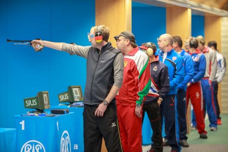 ALEKSANDR MELENTIEV 
Moscú 20 de Julio de 1.980. XXII Juegos Olímpicos de Verano.
Campeón olímpico y récord 80