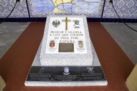  http://www.ejercito.mde.es/gl/agenda/2012/04/1543.html 

no digo na..........

y 122