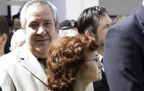  http://www.ejercito.mde.es/gl/agenda/2012/04/1543.html 

no digo na..........

y 12