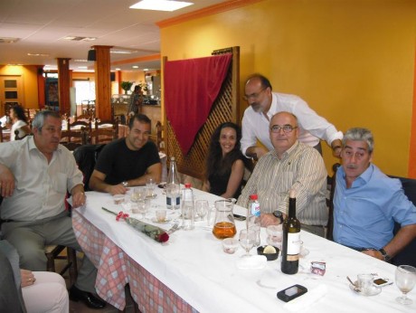  http://www.ejercito.mde.es/gl/agenda/2012/04/1543.html 

no digo na..........

y 162