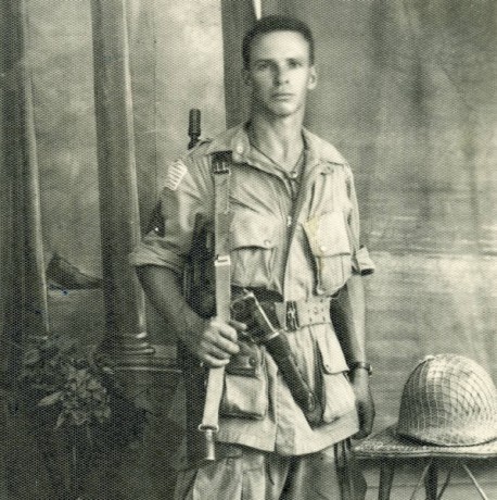 Hace unos días encontré por casualidad en una web extranjera un arma a la venta que hacía muchos años 61