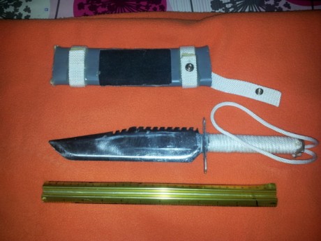 Hola.

Necesito saber donde puedo comprar online hojas de cuchillo, y/o accesorios para hacerme uno, o 150