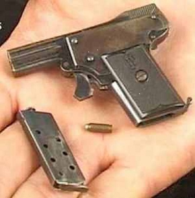 Hace unos días encontré por casualidad en una web extranjera un arma a la venta que hacía muchos años 120
