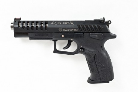 Pues llegan arregladitas para la fiesta.

Shadow 2012  http://www.czub.cz/en/catalog/79-pistols-cz/PST/CZ_75_SP-01_SHADOW.aspx 171