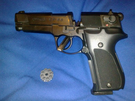   Hola compañer@s!

Como con otras armas de marcas y tipos reconocidos se viene haciendo, abro este hilo 30