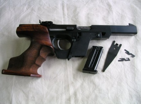   Hola compañer@s!

Como con otras armas de marcas y tipos reconocidos se viene haciendo, abro este hilo 60