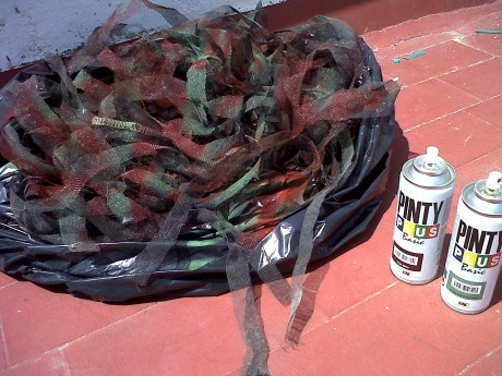 Mirad lo que me he hecho !!!!!
Llevaba un tiempo dándole al coco, y al final me decidí:
Iba por el campo, 20