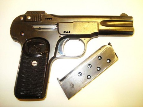 Pues eso, alguno me podíais orientar sobre qué año se fabricó una FN Browning, modelo 1900, con nº de 82