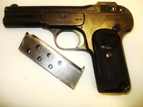Pues eso, alguno me podíais orientar sobre qué año se fabricó una FN Browning, modelo 1900, con nº de 81
