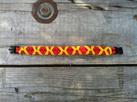 Pulseras de paracord con cierres de plástico de momento negro o coyote brown.
precio de las grandes Ranger 31
