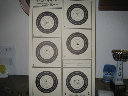 Navegando y buscando cosas de precision, calibres, pesos etc..... he encontrado esta Web, de ella he leido 40