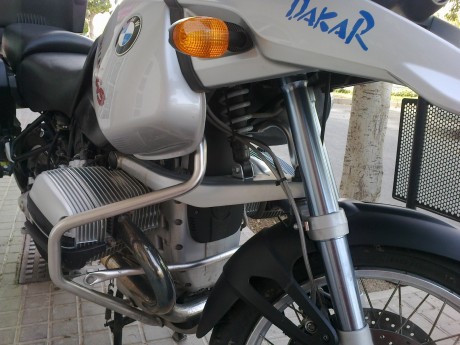 Buenas vendo una bmw 1150 gs es del año 2001 lleva puños con calefacción, abs, suspensión regulable, tres 30