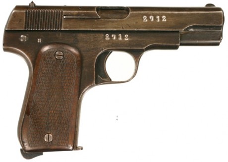 Hace unos días encontré por casualidad en una web extranjera un arma a la venta que hacía muchos años 30