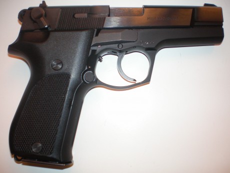  Hola compañer@s!

Como con otras armas de marcas y tipos reconocidos se viene haciendo, abro este hilo 90