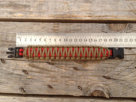 Pulseras de paracord con cierres de plástico de momento negro o coyote brown.
precio de las grandes Ranger 80