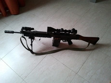 muy buenas........

despues de muuuuuuchas horas dando vueltas por internet, buscando piezas y viendo 142