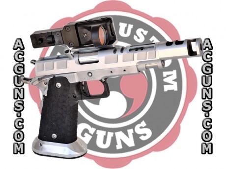 una nueva creacion del armero que mas pistolas
a vendido en un año en EE.UU
modelo KATANA en 9mayor con 00