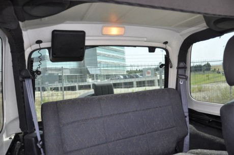 Vendo Jeep Wrangler Sport 2.5 - 121 cv, matriculado en Diciembre del 98, en muy buen estado, I. T. V. 21