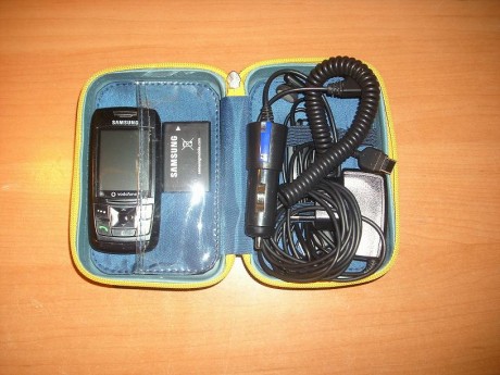 Hola!!!

Vendo movil SAMSUNG SGH-E250V EDGE (Compañía VODAFONE).

Ideal como movil de emergencia y reserva.
Para 00