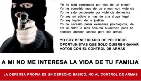 Ayer jueves sobre las 23.00h dos encapuchados atracaron una conocida pizzería de Alzira (Valencia) y mataron 151