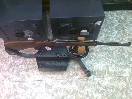 Hola a todos llevo un tiempo queriendo cambiar de rifle ahora tengo un remington 7400 en cal 280 y ya 02