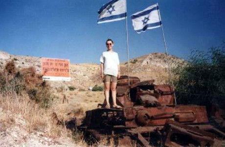 como comente en otro hilo donde salio la consulta sobre ciertos blindados del ejercito israeli, pues eso, 50