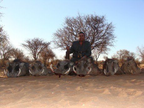 Comienzo este nuevo hilo para todos los que como yo estan bajo en "mono" de volver a Africa, 60