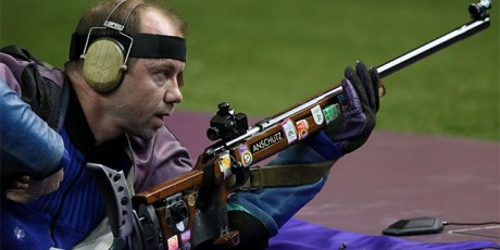 https://www.elmundo.es/elmundodeporte/2012/08/04/masdeporte/1344097737.html

Sergei Martynov logró la 00