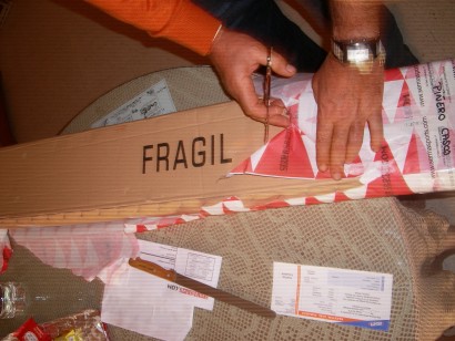 Bueno despues de una larga agonia ya está en casa,mas larga va ser la espera para poder probarla,tenmos 12