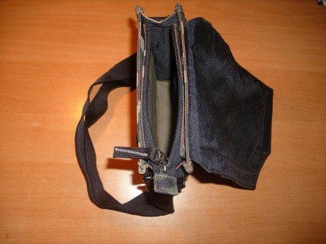 Hola!!!

Vendo bolso de camuflaje con capacidad para transportar arma corta. La Glock-17 cabe a la perfeccion 11