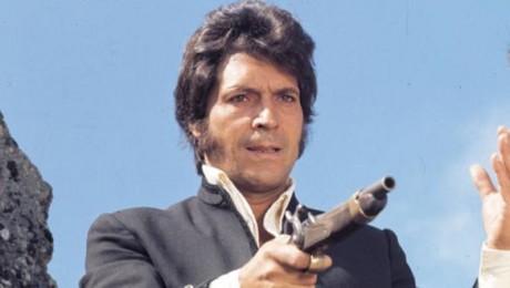 Hola:


Que descanse en paz Sancho Gracia, un actor que nos ha entretenido con sus series y películas 20