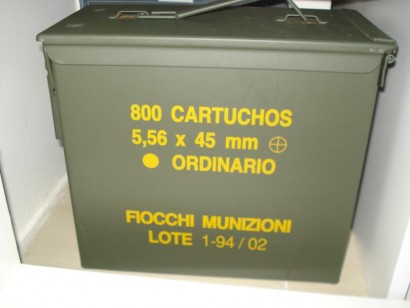 Un pregunta. El G36 se supone que es ambidiestro. Pero si te lo pones en la parte izquierda no te podrian 40