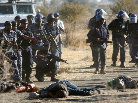EL MUNDO ESTÁ LOCO .. Ya me parece esto a las cargas a bayoneta contra las trincheras en la Primera guerra 50