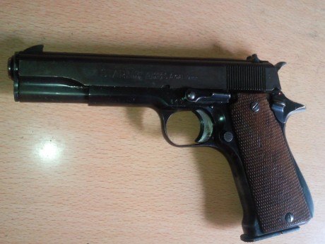 BUENAS compañero que opinion te neis de los colt de uberti en general,. yo tengo un remington y meparece 71