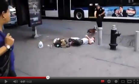 El otro dia vi este video

https://www.youtube.com/watch?v=2MPm-3pxKXo

En el unos policias intentan atender 50