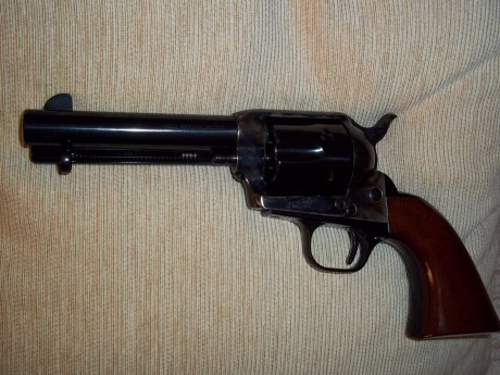 Me encantan los rifles de palanca. No sé si son potentes, ni si son precisos y lo que si sé es que no 132