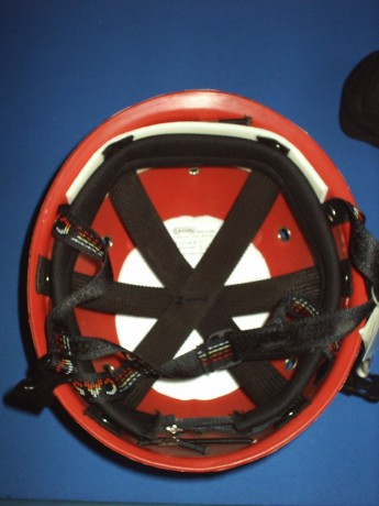 Casco escalada mara CASIN. Nuevo con sus etiquetas.
Para escalada, barranquismo, espeleologia o trabajos 01