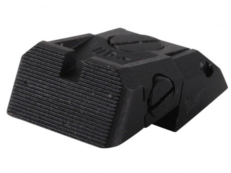 Tengo una duda con esta  pistola  y que por más que leo por la web no me termina de quedar clara.
¿Se 12