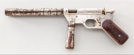 Hace unos días encontré por casualidad en una web extranjera un arma a la venta que hacía muchos años 41